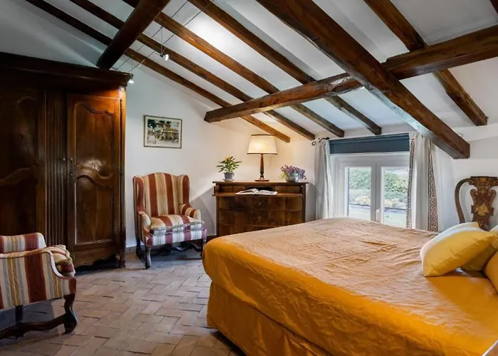 Orange Villa *